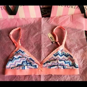 NWT VS triangle Bralette